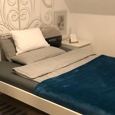 Gemuetliches In Bester Lage In Neheim Apartment